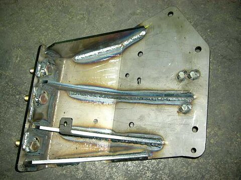 ブラケット加工品